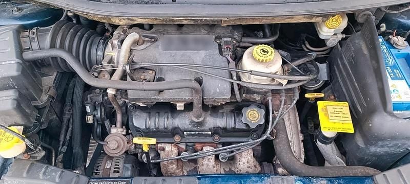 Gebraucht Chrysler Voyager 174 PS (127 kW) 2001 Blau Van / Kleinbus