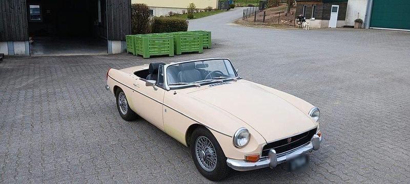 Gebraucht MG B 95 PS (69 kW) 1971 Beige Cabrio