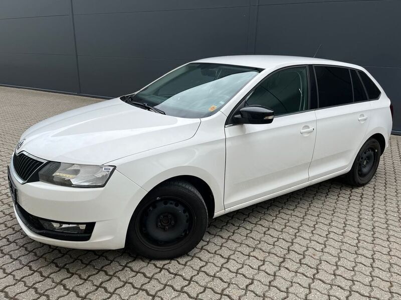Weiß Gebraucht 2018 Skoda Rapid Ambition Limousine | 7.400 € (Superpreis) - Bild 1/4