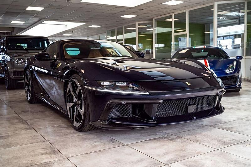 Neu Ferrari 12 Cilindri 829 PS (609 kW) 2025 Blau Coupé