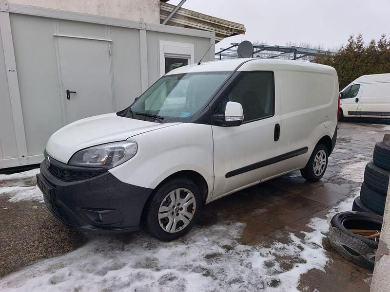 Weiß Gebraucht 2016 Fiat Doblò Van / Kleinbus | 3.250 € (Etwas zu teuer) - Bild 1/4