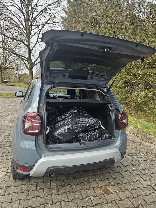 Gebraucht Dacia Duster Extreme 131 PS (96 kW) 2022 Grau SUV