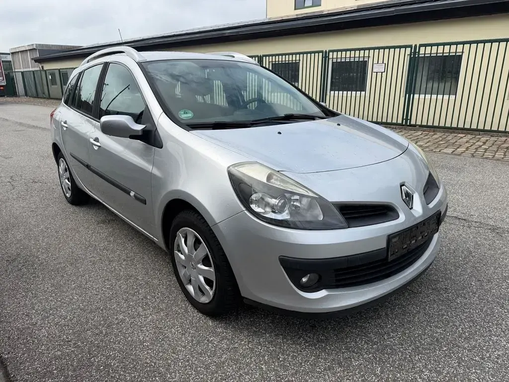 Gebraucht Renault Clio II Dynamique 101 PS (74 kW) 2008 Grau Limousine
