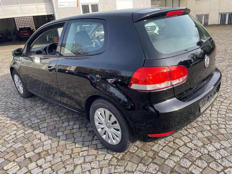 Gebraucht VW Golf VI Trendline 80 PS (58 kW) 2009 Schwarz Kleinwagen