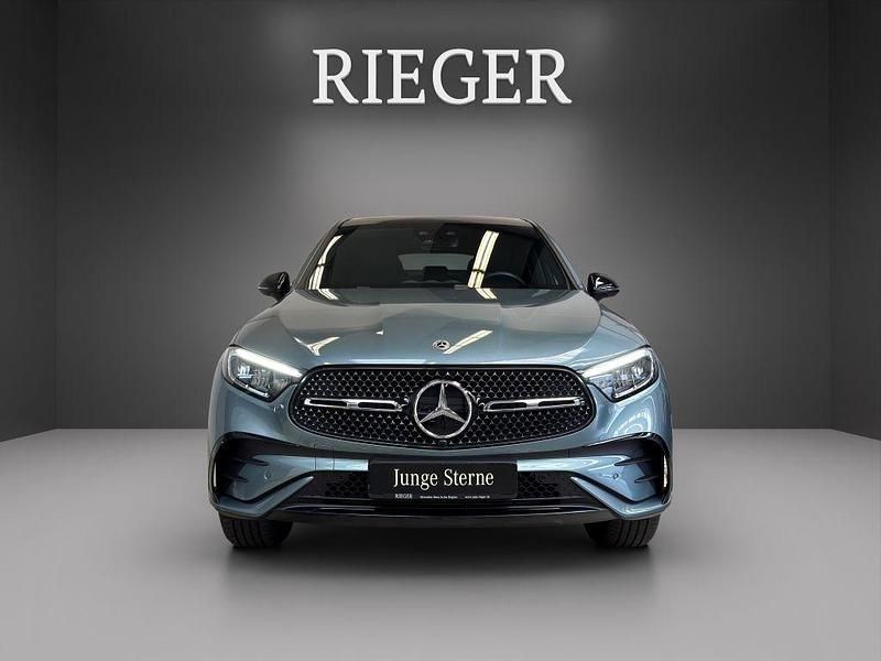 Gebraucht Mercedes GLC300e AMG 333 PS (244 kW) 2025 Silber Limousine