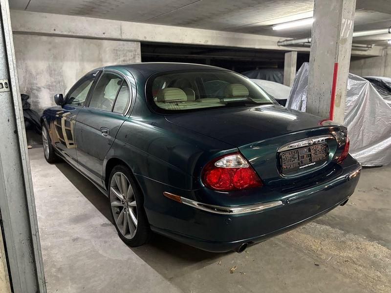 Grün Gebraucht 2001 Jaguar S-Type S Limousine | 14.900 € - Bild 1/4