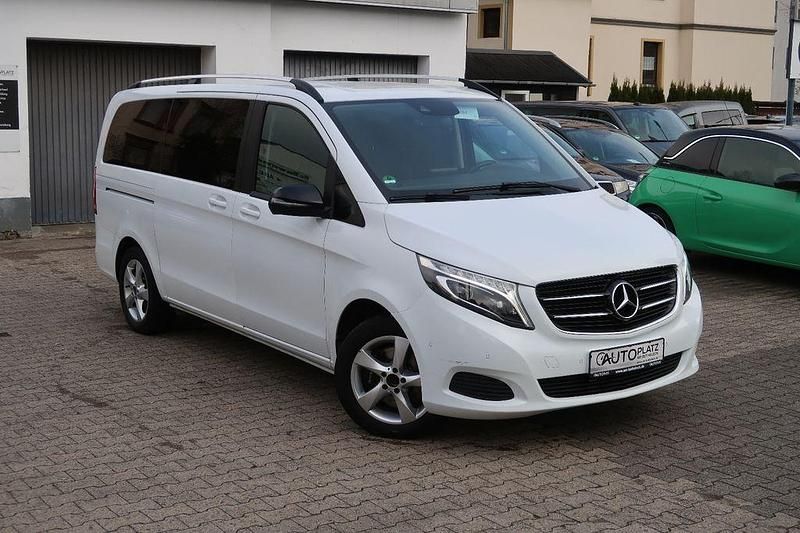 Gebraucht Mercedes V250 Edition 190 PS (139 kW) 2018 Weiß Van / Kleinbus