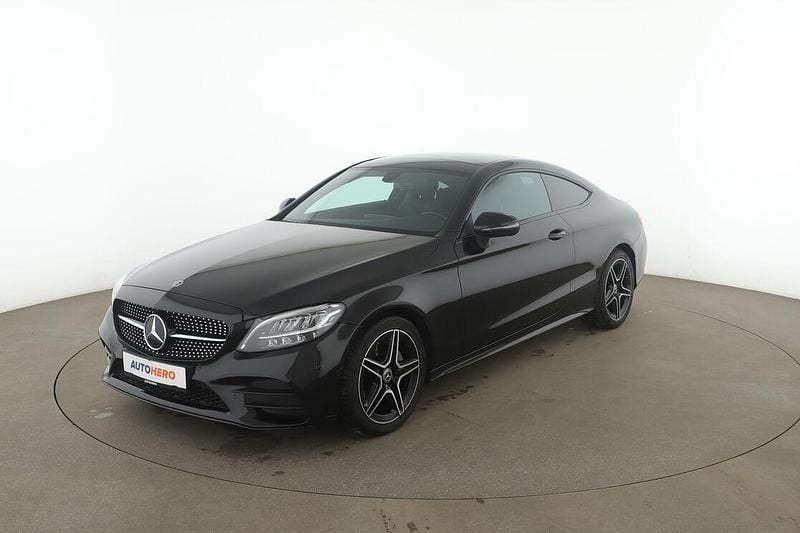 Gebraucht Mercedes C220 AMG line 200 PS (147 kW) 2021 Schwarz Coupé