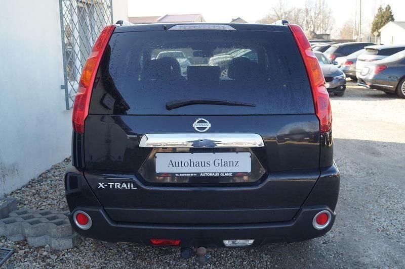 Gebraucht Nissan X-Trail XE 169 PS (124 kW) 2009 Schwarz SUV
