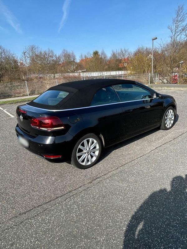 Gebraucht VW Golf 105 PS (77 kW) 2011 Schwarz Cabrio