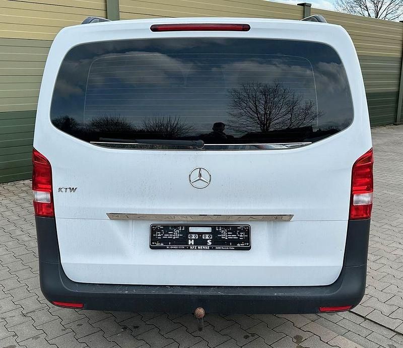 Gebraucht Mercedes Vito 163 PS (119 kW) 2016 Weiß Van