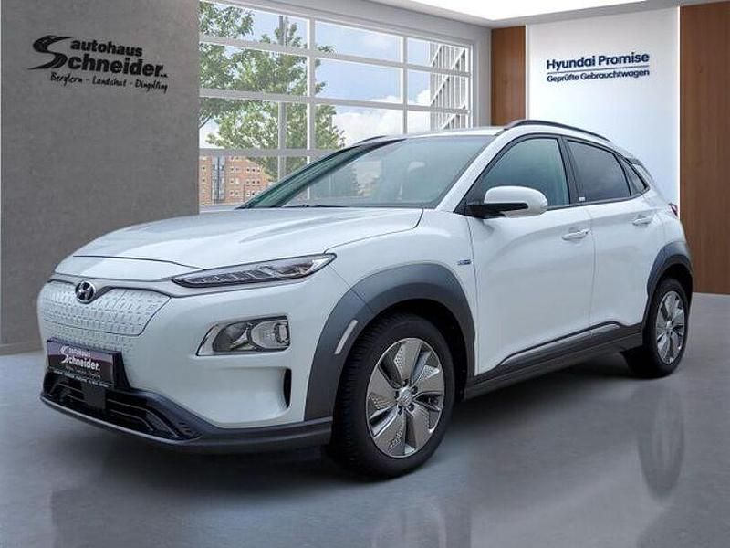 Chalk white Gebraucht 2021 Hyundai Kona Advantage SUV | 15.450 € (Fairer Preis) - Bild 1/4