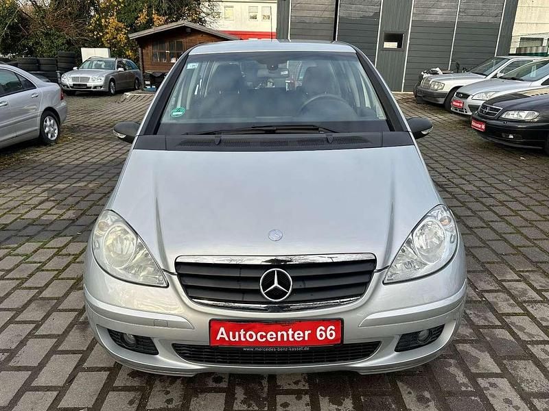 Gebraucht Mercedes A160 82 PS (60 kW) 2005 Polarsilber Kleinwagen