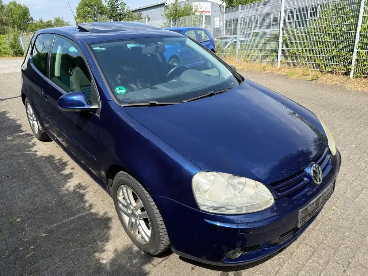 Gebraucht VW Golf VI Edition 116 PS (85 kW) 2008 Blau Kleinwagen
