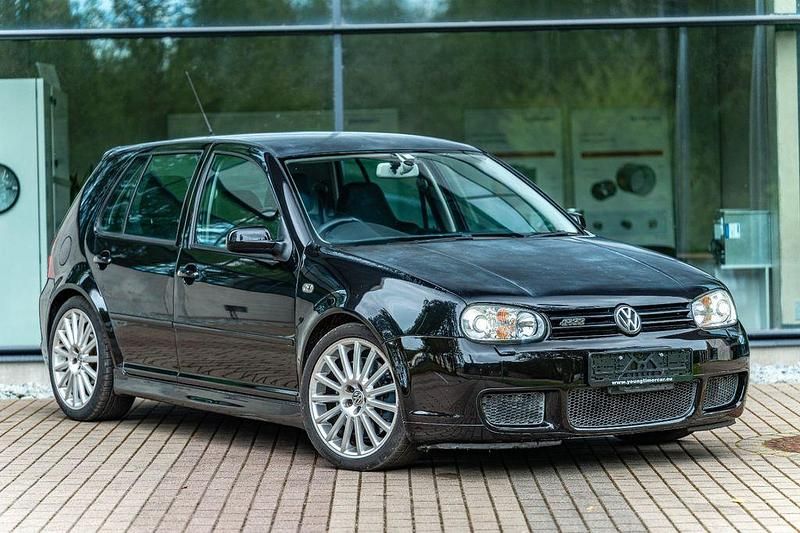 Schwarz Gebraucht 2003 VW Golf IV R Limousine | 10.500 € - Bild 1/4