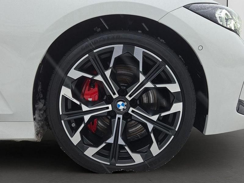 Gebraucht BMW 318 M Sport 156 PS (114 kW) 2025 Weiß Limousine