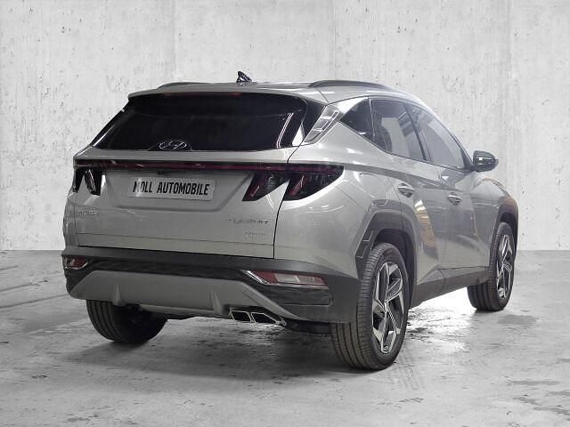 Gebraucht Hyundai Tucson Trend 265 PS (194 kW) 2023 Shimmering silver / met SUV