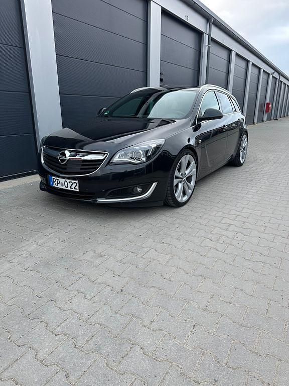 Schwarz Gebraucht 2013 Opel Insignia Business Kombi | 6.200 € (Guter Preis) - Bild 1/4