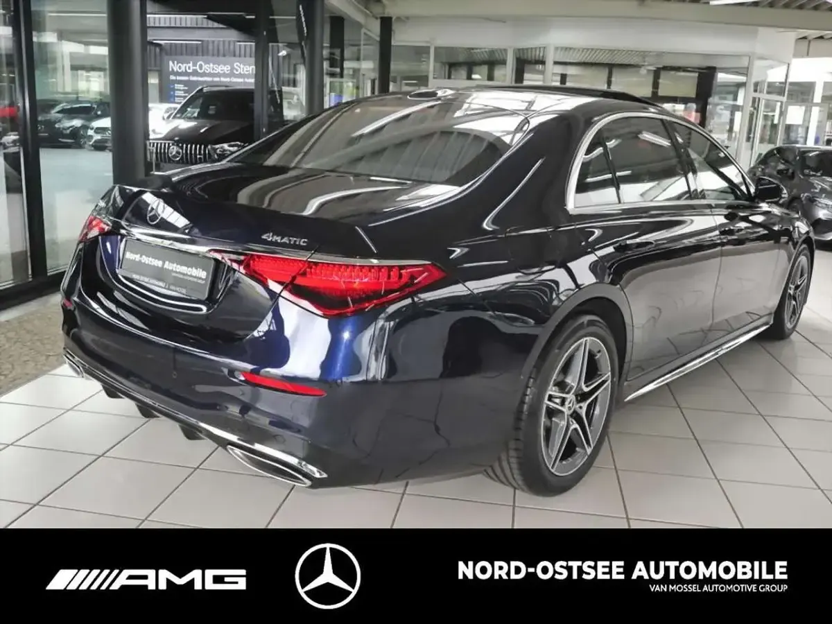 Gebraucht Mercedes S500L 449 PS (330 kW) 2025 Metalliclack nautikblau Limousine