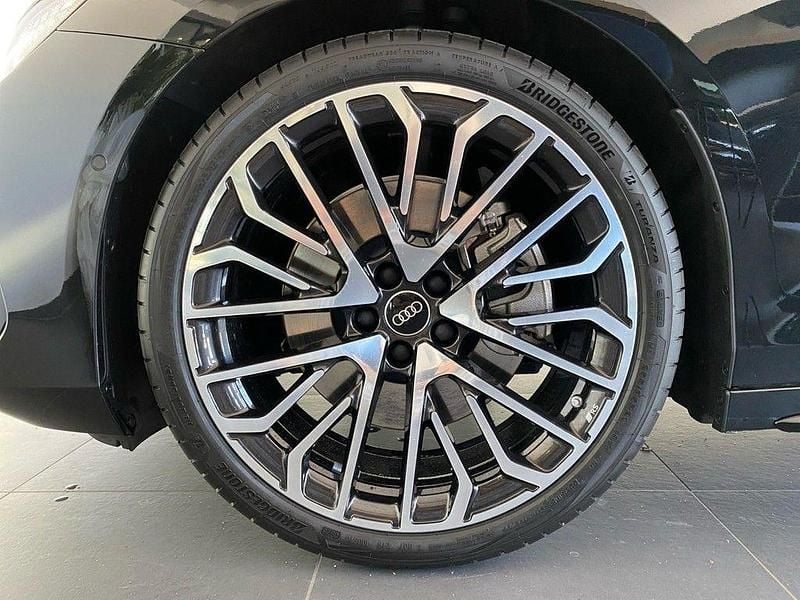 Gebraucht Audi A6 S-Line 204 PS (150 kW) 2025 Mythosschwarz metallic Kombi
