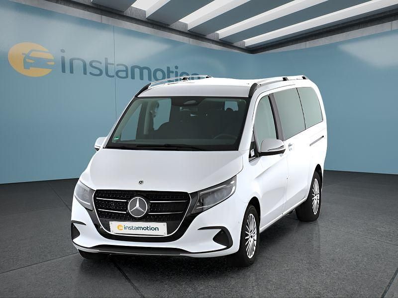 Weiß Gebraucht 2024 Mercedes V220 Van / Kleinbus | 75.699 € - Bild 1/4