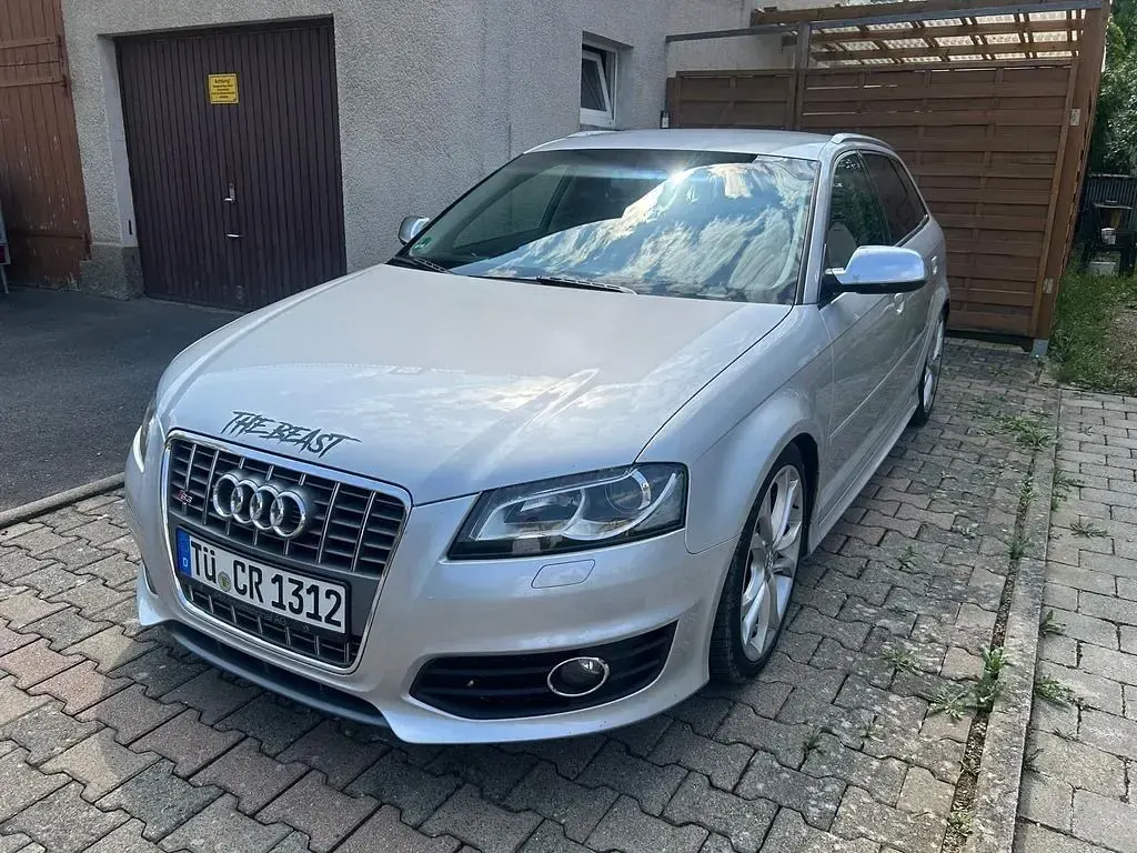 Gebraucht Audi S3 Sportback Sport 265 PS (194 kW) 2012 Silber Kleinwagen