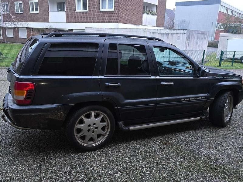 Schwarz Gebraucht 2001 Jeep Grand Cherokee Limited SUV | 2.500 € - Bild 1/4