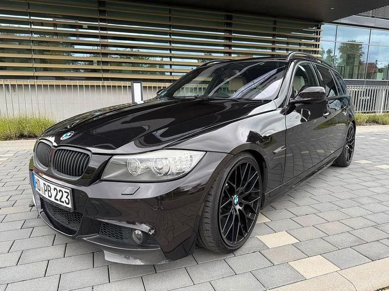 Schwarz Gebraucht 2008 BMW 330 Performance Kombi | 14.490 € - Bild 1/4