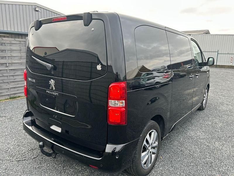 Gebraucht Peugeot Traveller 179 PS (131 kW) 2022 Schwarz Van / Kleinbus
