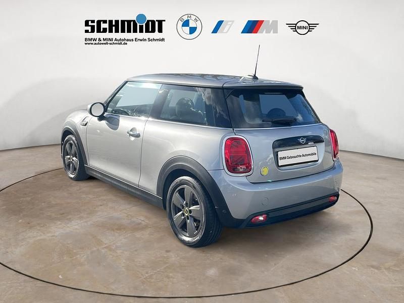 Gebraucht Mini Cooper SE Essential 135 kW (184 PS) 2023 (silber)  melting silver iii Kleinwagen