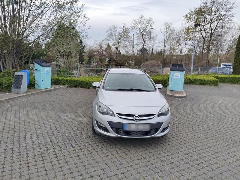 Gebraucht Opel Astra S 110 PS (80 kW) 2015 Silber Kombi