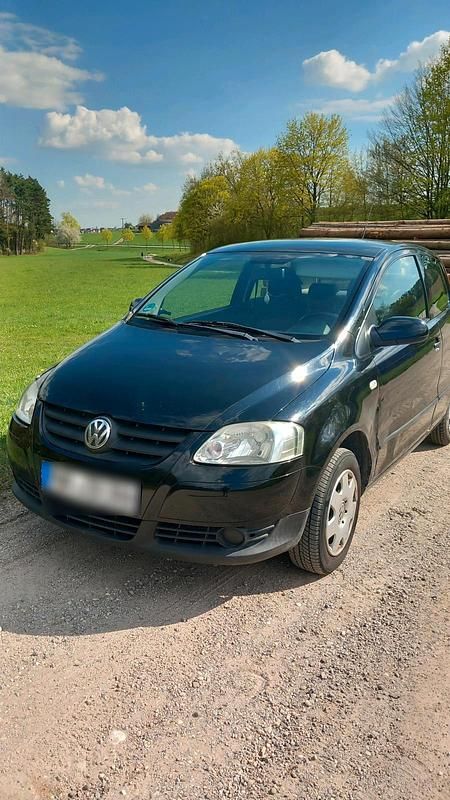 Second-hand VW Fox 54 CP (39 kW) 2007 Negru Hatchback