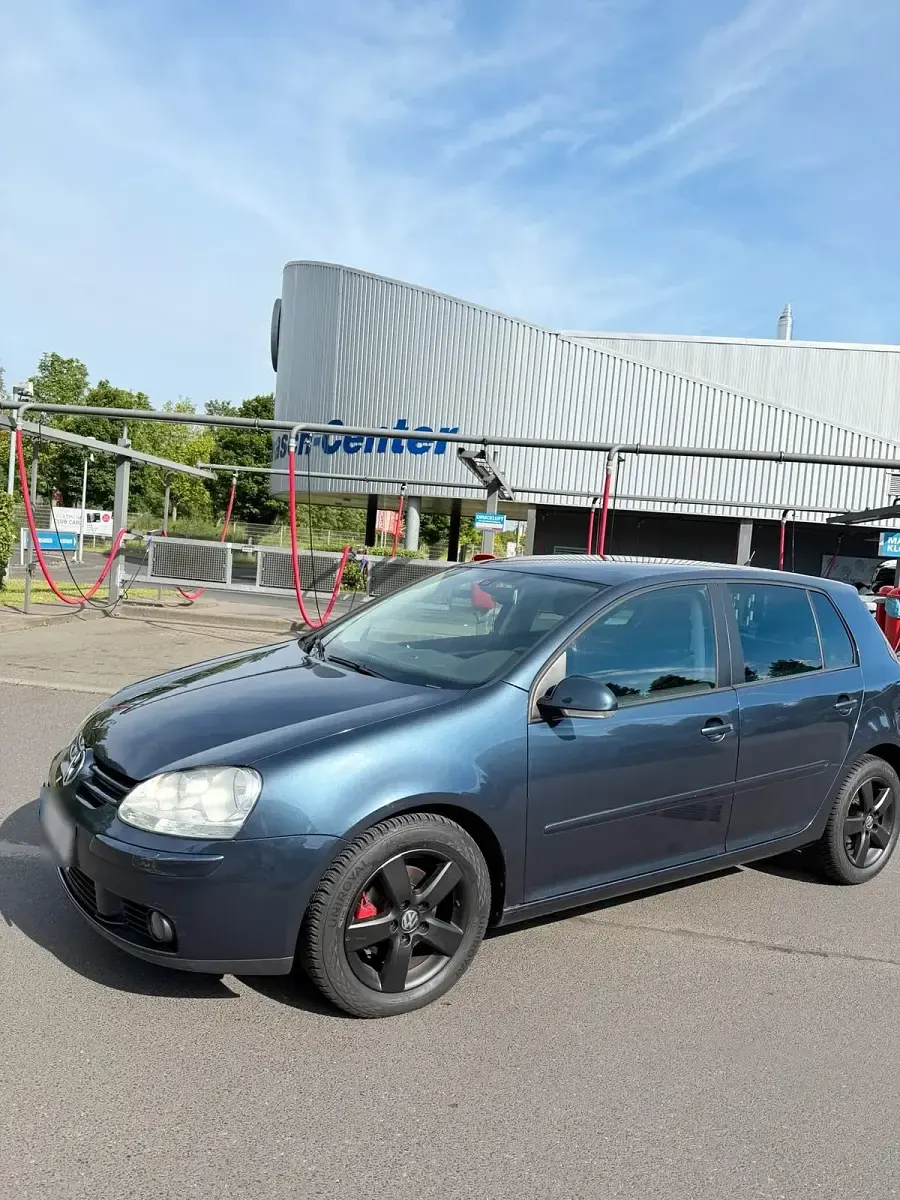 Gebraucht VW Golf VI 80 PS (58 kW) 2008 Blau Kleinwagen