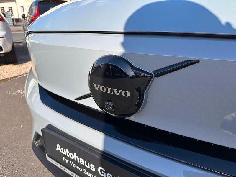 Second-hand Volvo EX40 Plus 185 kW (252 CP) 2025 Gri SUV