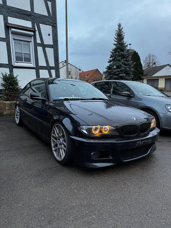 Schwarz Gebraucht 2003 BMW 320 Performance Coupé | 4.000 € (Fairer Preis) - Bild 1/4