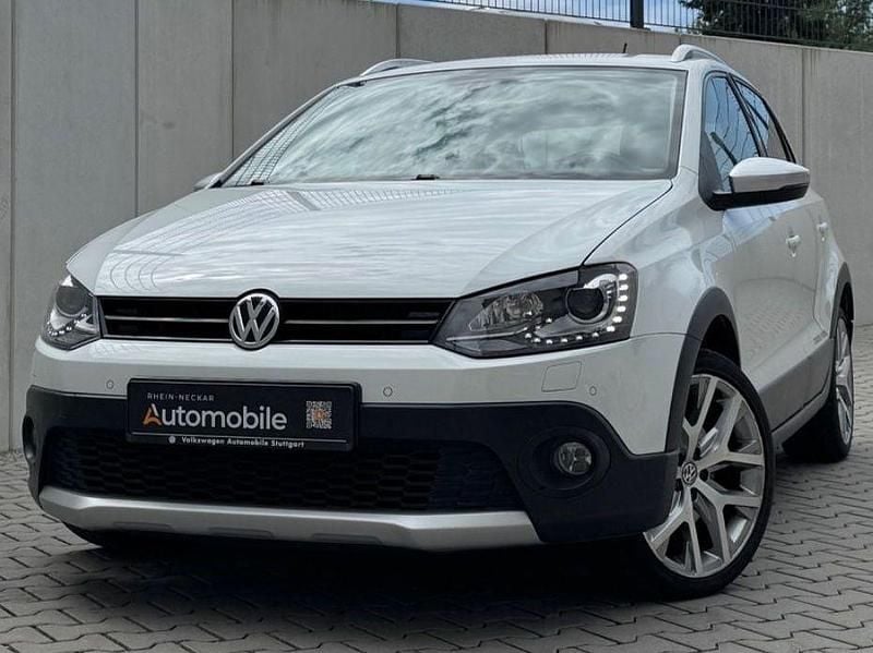 Weiß Gebraucht 2015 VW Polo Cross Kleinwagen | 9.999 € (Fairer Preis) - Bild 1/4