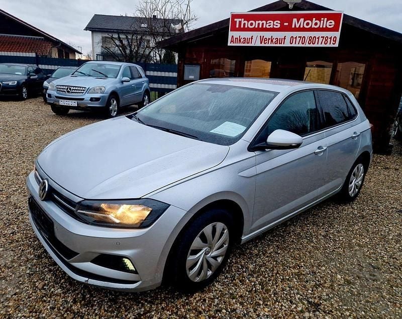 Gebraucht VW Polo Comfortline 75 PS (55 kW) 2018 Silber Kleinwagen