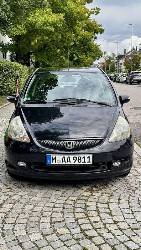 Gebraucht 2005 Honda Jazz ES Kleinwagen | 2.200 € (Etwas zu teuer) - Bild 1/4