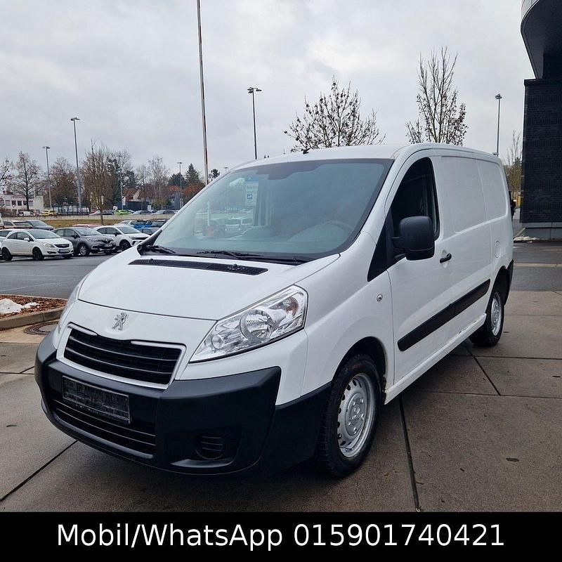 Gebraucht Peugeot Expert 128 PS (94 kW) 2014 Weiß Van