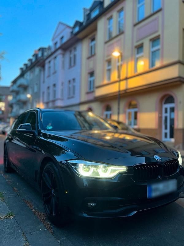 Używany BMW 318 150 KM (110 kW) 2017 Czarny Kombi