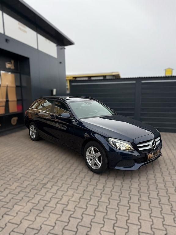 Gebraucht Mercedes C200 184 PS (135 kW) 2017 Blau Kombi