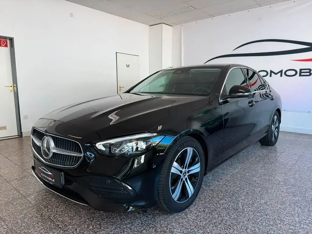 Gebraucht Mercedes 300 265 PS (194 kW) 2022 Schwarz Limousine