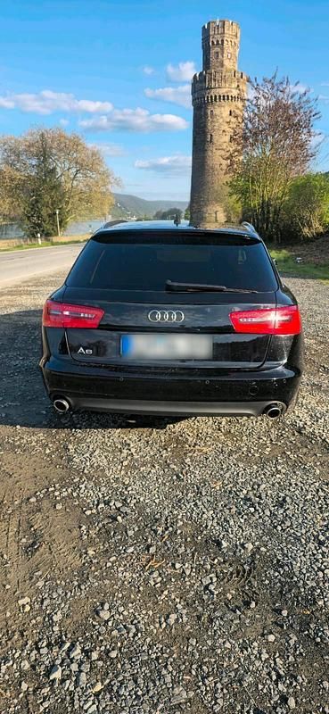 Gebraucht Audi A6 Basis 204 PS (150 kW) 2012 Schwarz Kombi