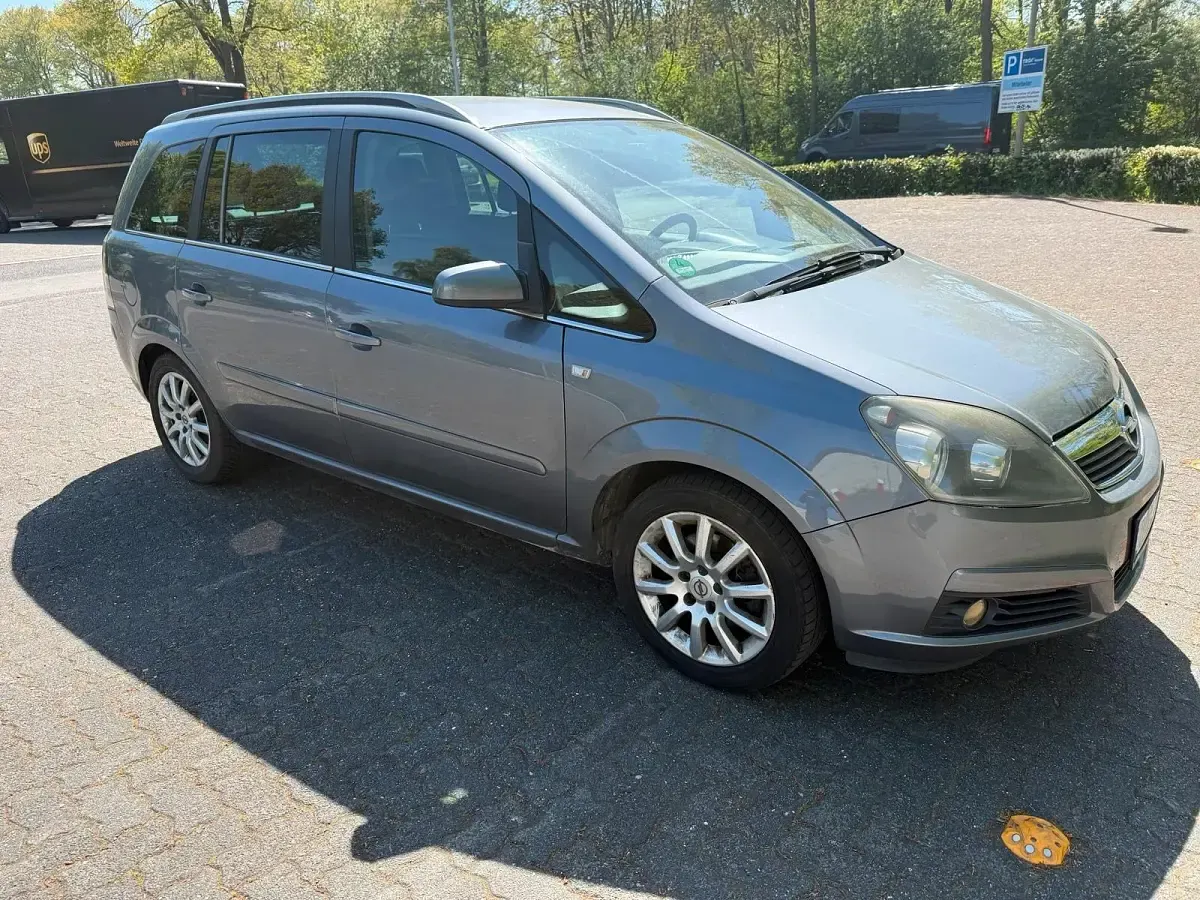 Gebraucht Opel Zafira 140 PS (102 kW) 2006 Grau Van / Kleinbus