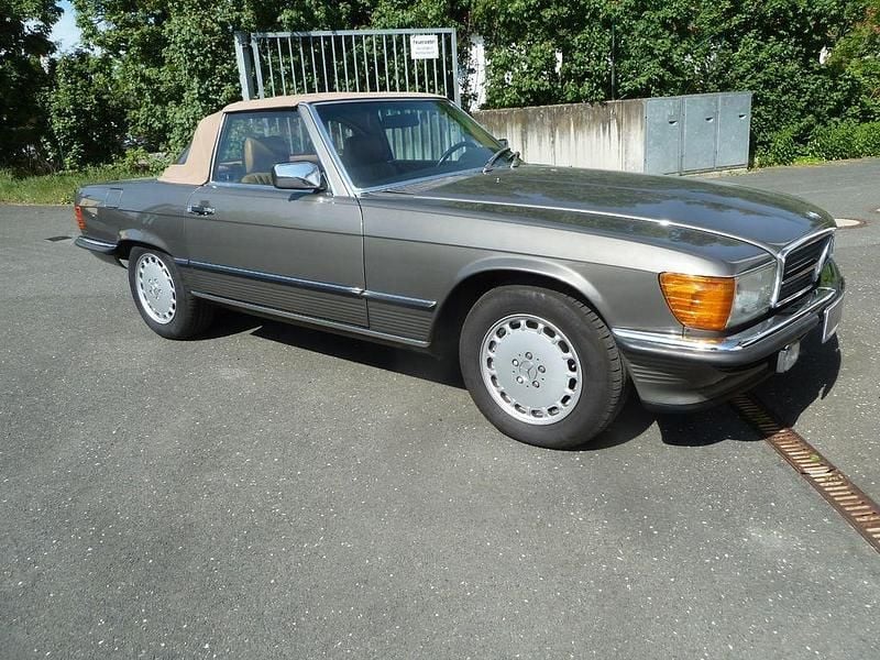 Gebraucht Mercedes 560 227 PS (166 kW) 1986 Anthrazitgrau Cabrio