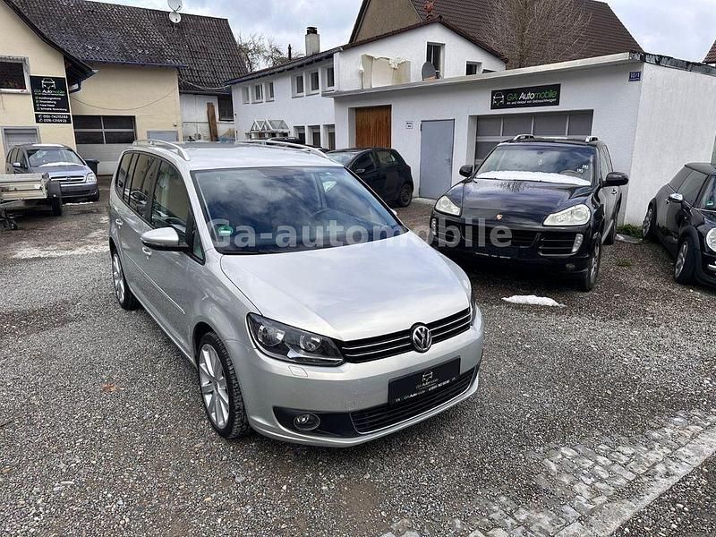 Gebraucht VW Touran Highline 140 PS (102 kW) 2010 Gold Van / Kleinbus