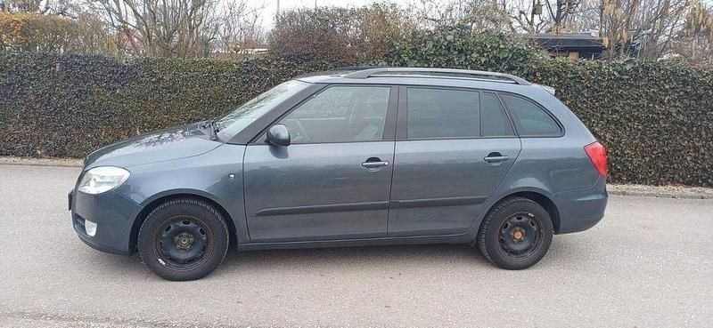 Gebraucht Skoda Fabia Style 86 PS (63 kW) 2009 Grau Kombi
