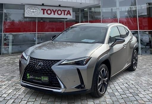 Gebraucht Lexus UX 250h 184 PS (135 kW) 2023 Weiß SUV