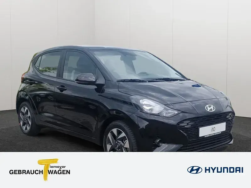 Gebraucht Hyundai i10 Trend 79 PS (58 kW) 2025 Schwarz Kleinwagen