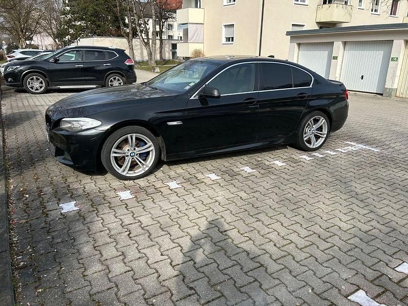 Gebraucht BMW 520 184 PS (135 kW) 2011 Schwarz Limousine